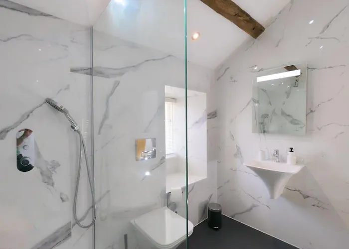 Semesterbostad Luxury 18th Century Stone Built Bentham